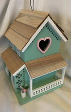 ⭐️Home Bazaar ⭐️Seafoam Lovers Lane Cottage Birdhouse Beachside