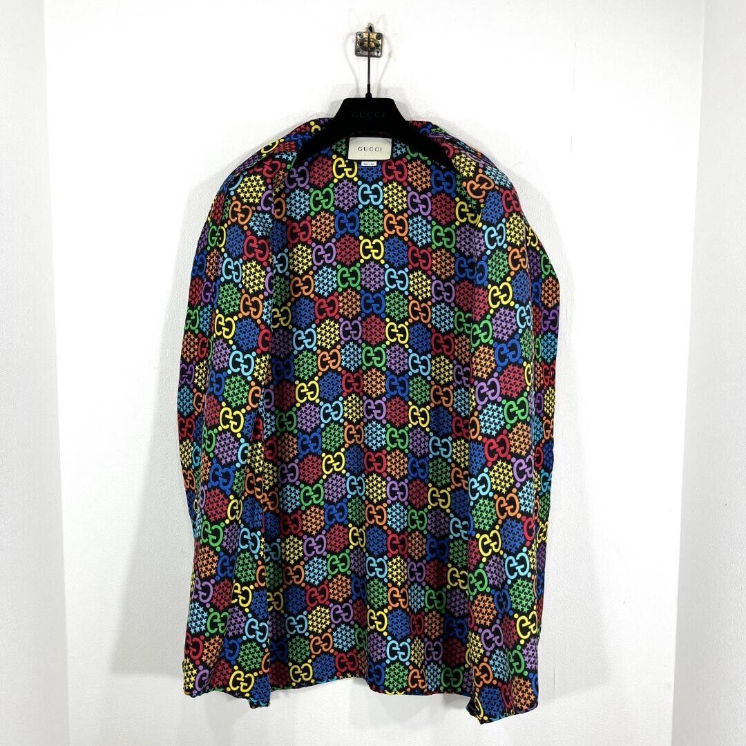 Gucci GG Psychedelic Print Bowling Shirt, all-over pattern Gucci GG Psychedelic Print Bowling Shirt, all-over pattern