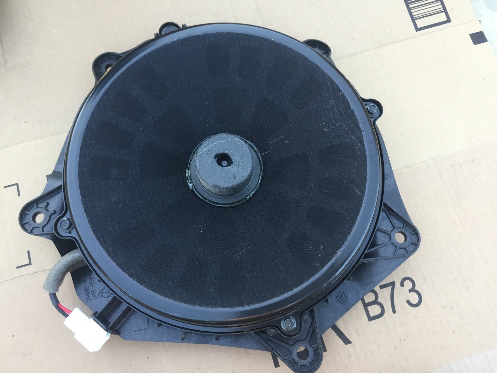 20102013 INFINITI G37 LEFT FRONT SIDE DOOR SPEAKER BOSE OEM eBay