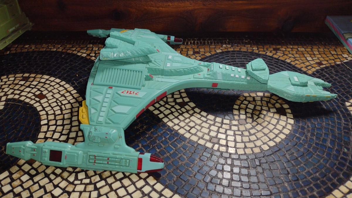 Star Trek Klingon Attack Cruiser Playmates 1993 Tested Working | eBay