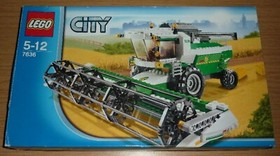 LEGO City Set No: 7636 Combine Harvester + BA + Original Box 100% Complete - Excellent