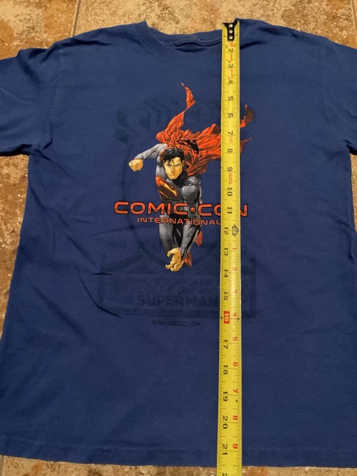 2013 SAN DIEGO COMIC-CON SDCC SUPERMAN CAMISETA (JUVENIL MEDIANA 10-12) AZUL Foto 4 de 4