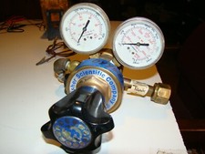 Fisher Scientific Oxygen Regulator Made in USA 4000 PSI, 0-60