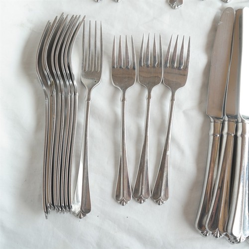 (46) Pcs Oneida Juilliard Pattern Cube mark Stainless flatware set USA - Picture 4 of 7