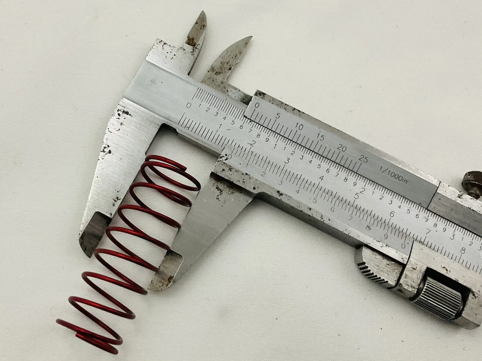 Resorte amortiguador WLtoys OEM PN1845 45x16x1,3 mm “Actualización” 1/14 y 1/12 144010 144011 Foto 3 de 4