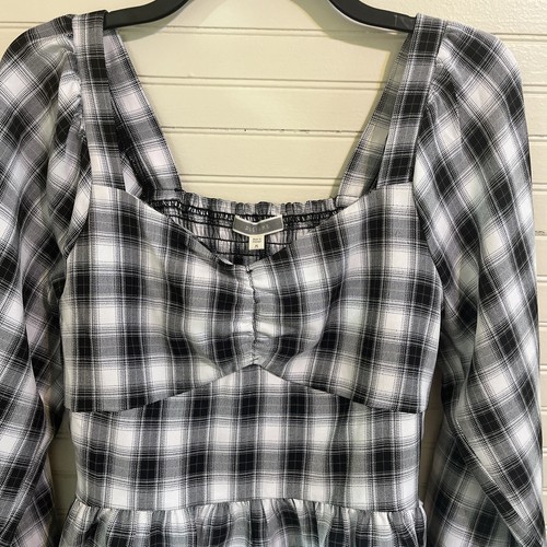 Womens Peplum Top Sweetheart Neckline Black White Plaid Buffalo Check NWT - Picture 2 of 7