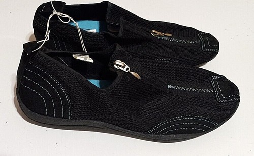 Surf Moc solid black textile upper zip 