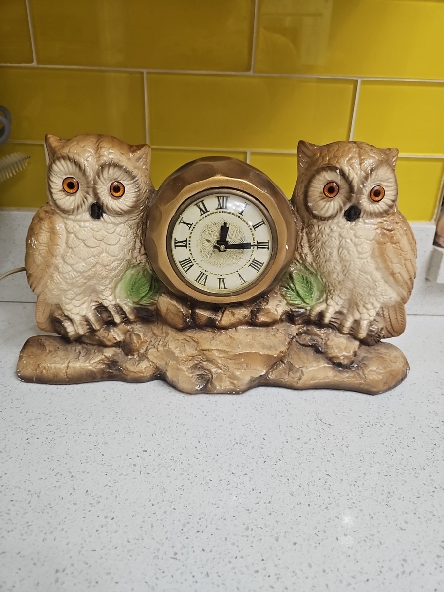 Vintage Lanshire Chalkware Owl Mantle Shelf Clock 1970's Retro