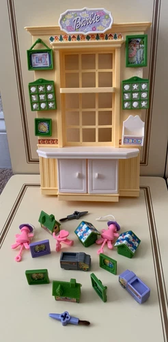 Vintage Barbie Arts ‘N Crafts Studio Playset 1999