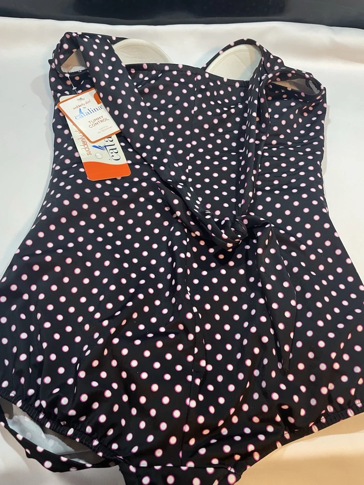 Traje de baño Suddenly Slim By Catalina de una pieza mediano negro con halter de lunares Foto 3 de 4