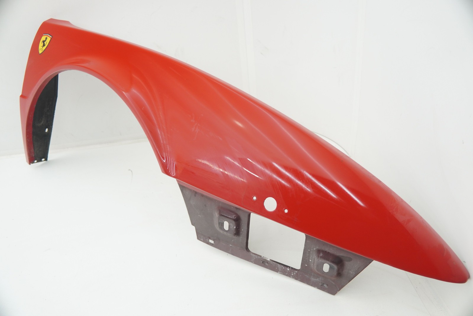 Front Right Passenger Side Fender Wing Panel Red 60511800 Ferrari Mondial 1985