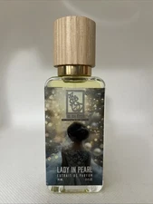The Dua Brand Lady in Pearl Extrait De Parfum 1.1 Oz / 34 mL Rare Vaulted