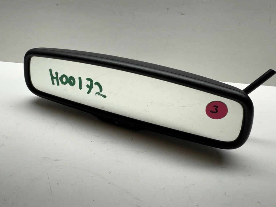 Espejo retrovisor interior delantero central usado se adapta a: Toyota Highlander 2013 automático Foto 2 de 4