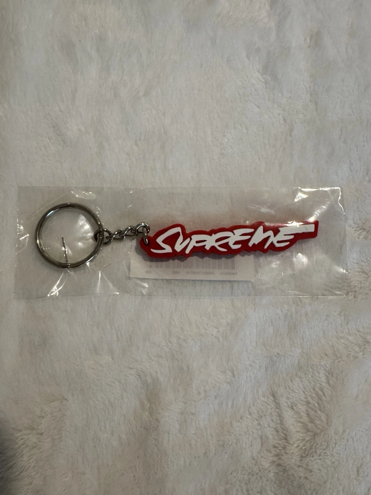 Porte clés Supreme Futura Logo Rouge FW20 NEUF
