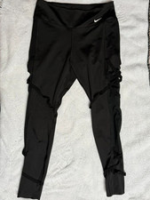 schwarze Leggins von Nike