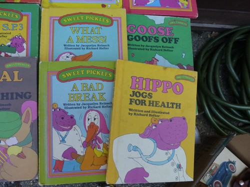 Vintage sweet pickles books lot! -19 Books - - Picture 6 of 8