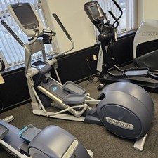 PRECOR - EFX 885 - ELLIPTICAL w P80 Console -...