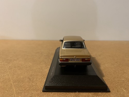 Minichamps Volvo 240 Gl 1/43 in Box A13 - Bild 6 von 6