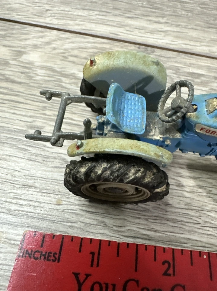 Corgi 67 Vintage Die-Cast 1:24 Ford 5000 Super Major Tractor EUC - Image 2 of 4