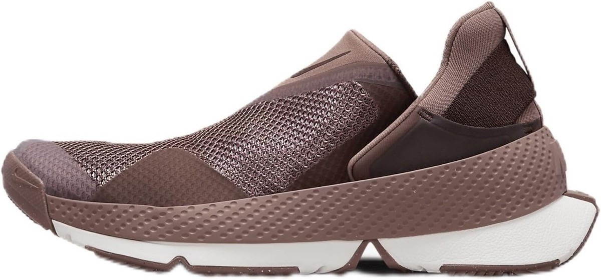 【送料込】NIKE W GO FLYEASE Nike Go FlyEase Easy On/Off Shoes. Nike JP