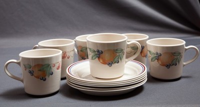 CORNING CORELLE ABUNDANCE COORDINATES 6  Cup Saucer Set Fruit Berry