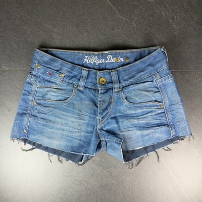 Tommy Hilfiger Jeansshorts W26 Vintage Y2K Low Rise ausgefranster Saum Denim Hot Pants