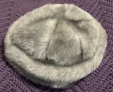 Vintage Lined Ladies Winter Faux Fluffy Gray Mink Fur Bucket Hat Beret Pillbox