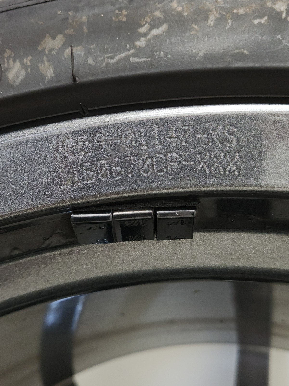 2012-2014 MCLAREN MP4-12C 650S REAR SPOKE RIM WHEEL TIRE OEM 11B0670CP