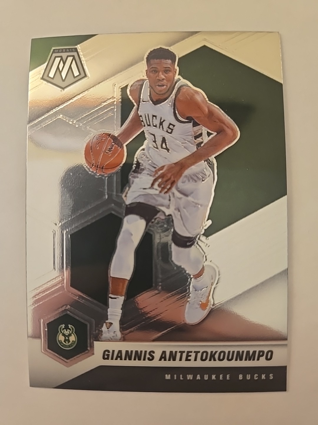 2020-21 Panini Mosaic - Giannis Antetokounmpo #80