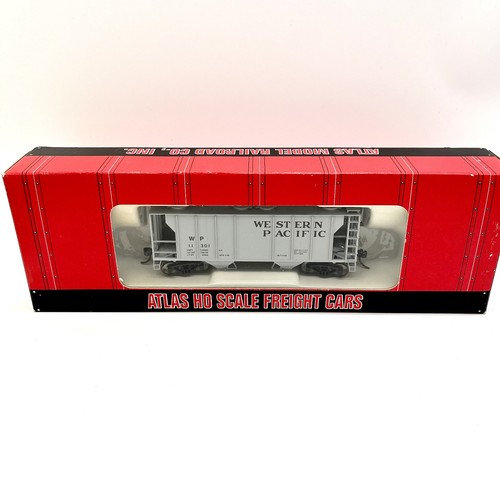 Atlas HO -Nr. 1820 PS-2, 2 Bay Covered Hopper - Western Pacific # 11301 | Zustand: New: Other (See Details)