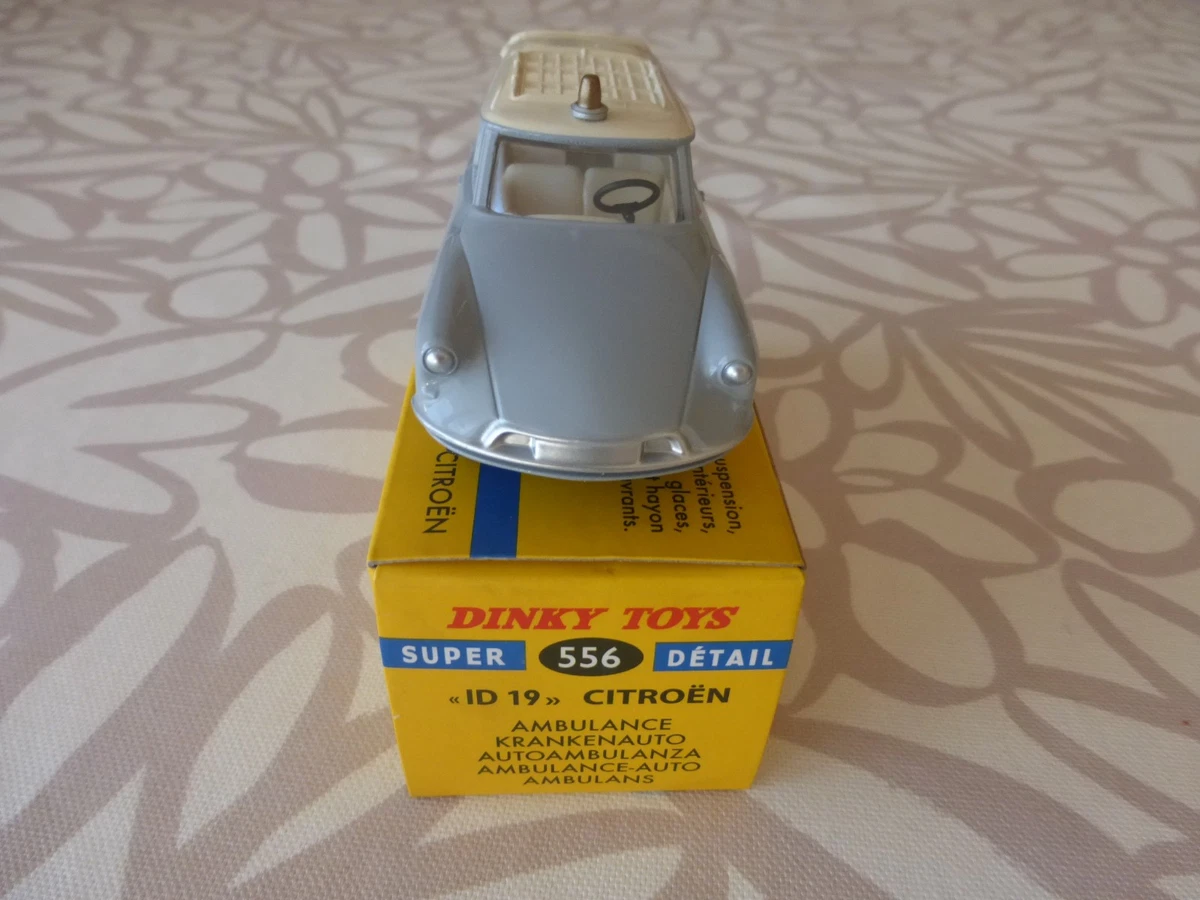 1962 Citroën DS ID19F Ambulance