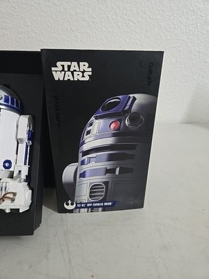 Sphero R2-D2 App Enabled Droid Action Figure + Hermit Shell Case