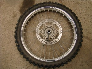2006-YAMAHA-YZ250F-YZ-250-FRONT-TIRE-AND-RIM