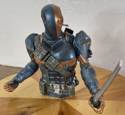 Arkham Origins Deathstroke PX Bust Bank 8  Ht Tote2
