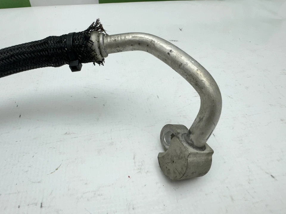 Manguera de descarga de aire acondicionado OEM 2012-2014 Dodge Avenger / Chrysler 200 2,4 L 68136941AB Foto 4 de 4