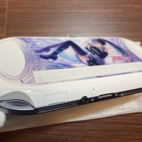 PSVITA 1000 main unit Crystal White Hatsune Miku 2140 Japan - Picture 16 of 17
