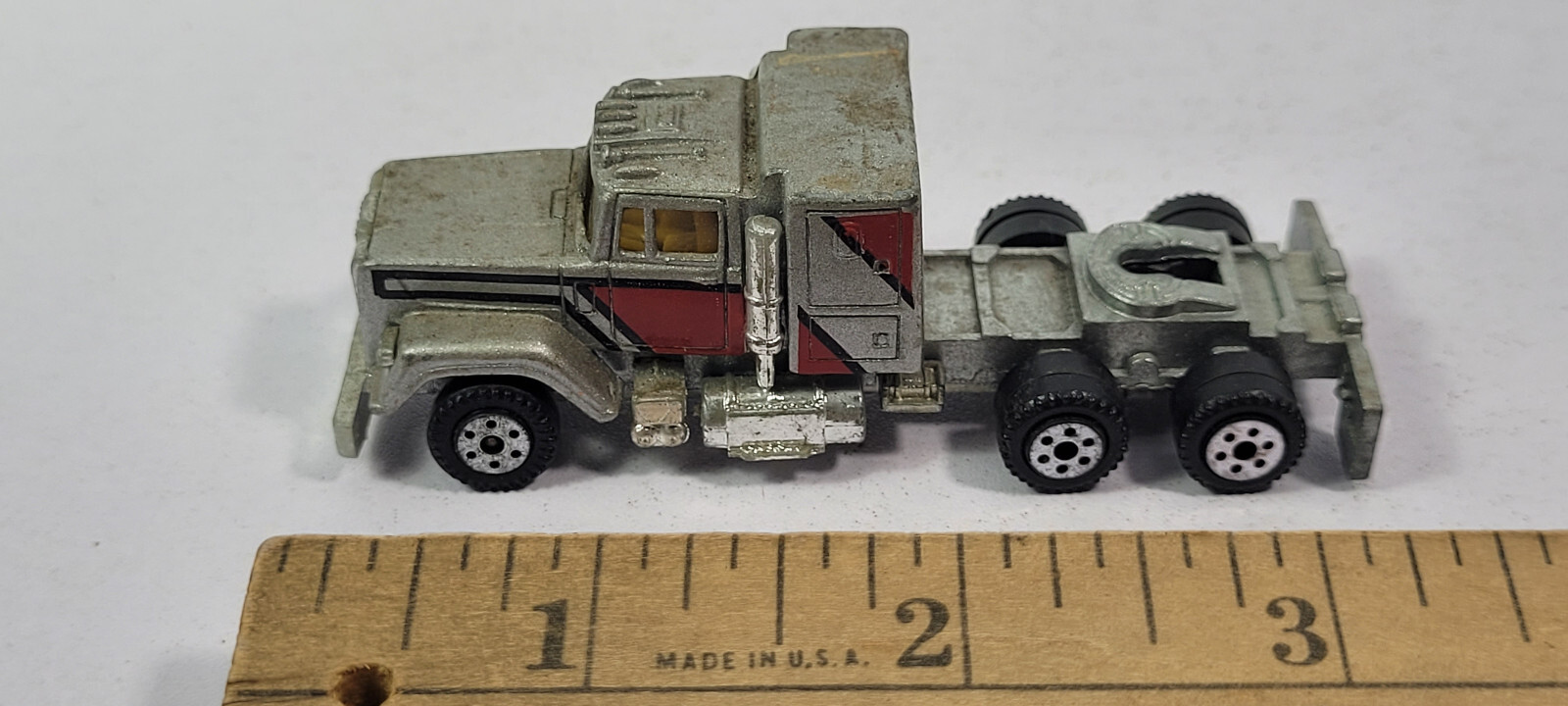 Gray Mack Semi Truck Tractor No Trailer Rare Vintage Road Champs Yatming JRI