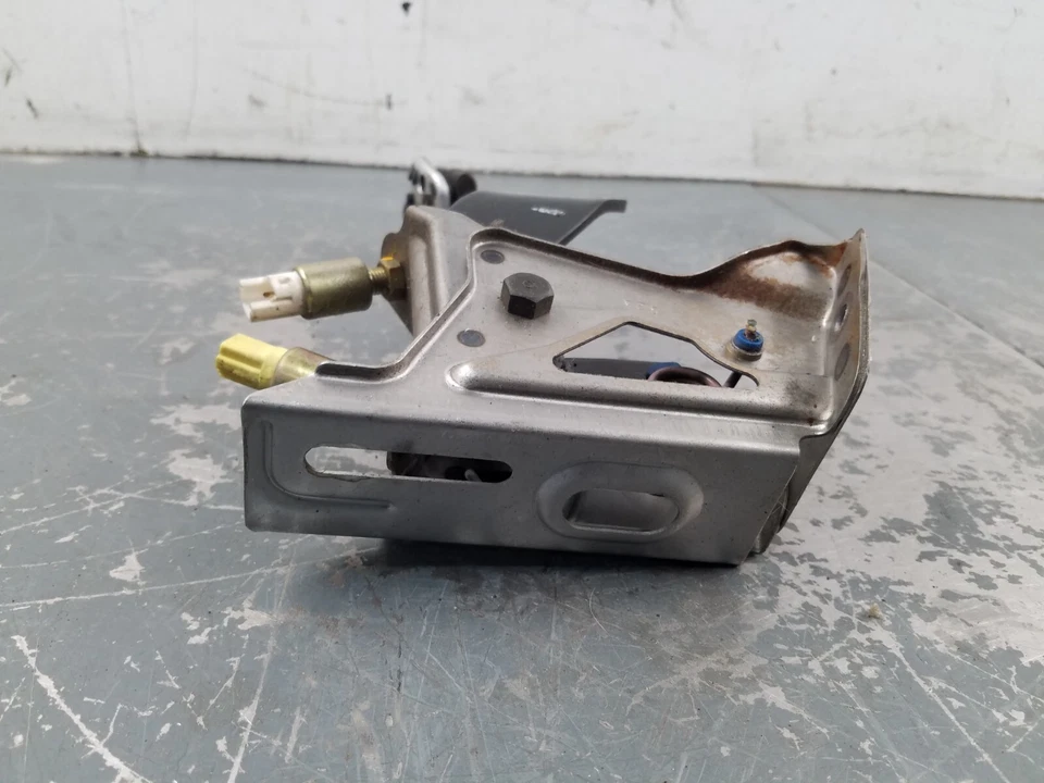 2003 Honda S2000 AP1 Clutch Pedal Assembly #2917 S1 - Image 3 of 4