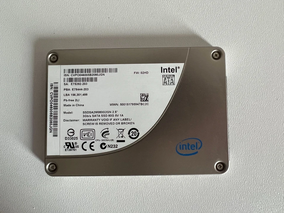 80 GB SATA-II Intel X25-M Series SSDSA2M080G2GN SSD MLC 2,5" interne Festplatte