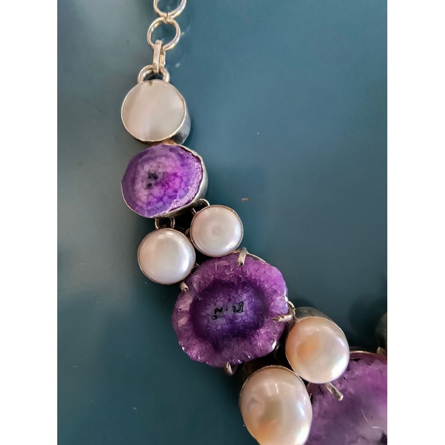 Handmade Geode Slice & Pearl Statement Necklace S… - image 2
