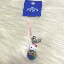 USJ Limited Edition Hello Kitty Strap, Osaka, Heisei Era, Collectible,