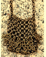 Unusual Antique/Vintage Dark Gold Chain Link Mesh Purse Detailed Design   