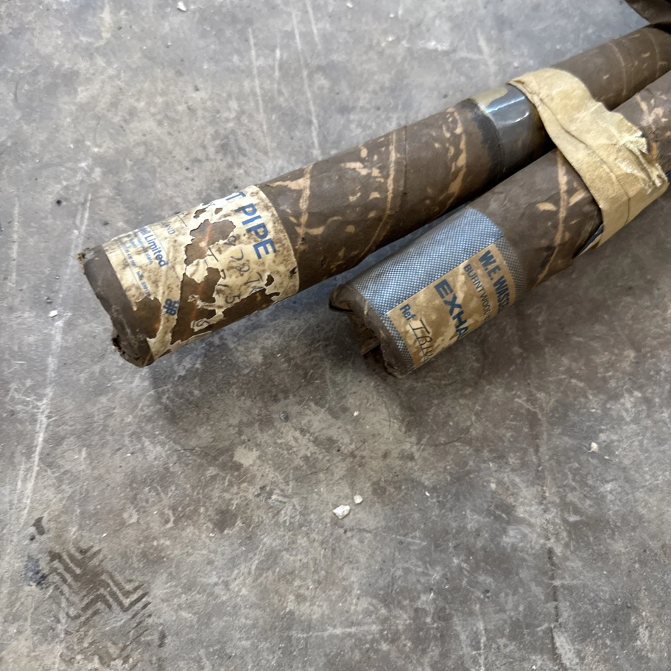 Vintage Triumph/British motorcycle exhaust pipes 1972 - Image 3 of 4