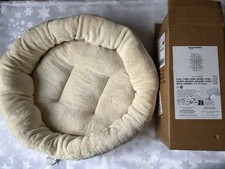 Amazon Basic Dog Cat Pet Round Bed 36cm
