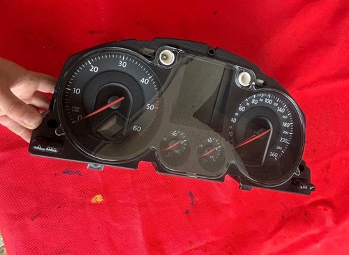 VW Passat 3C Kombiinstrument Tachometer Tacho A2C53194181