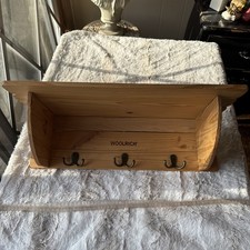 Woolrich Clothing Shelf And Coat Rack Wooden