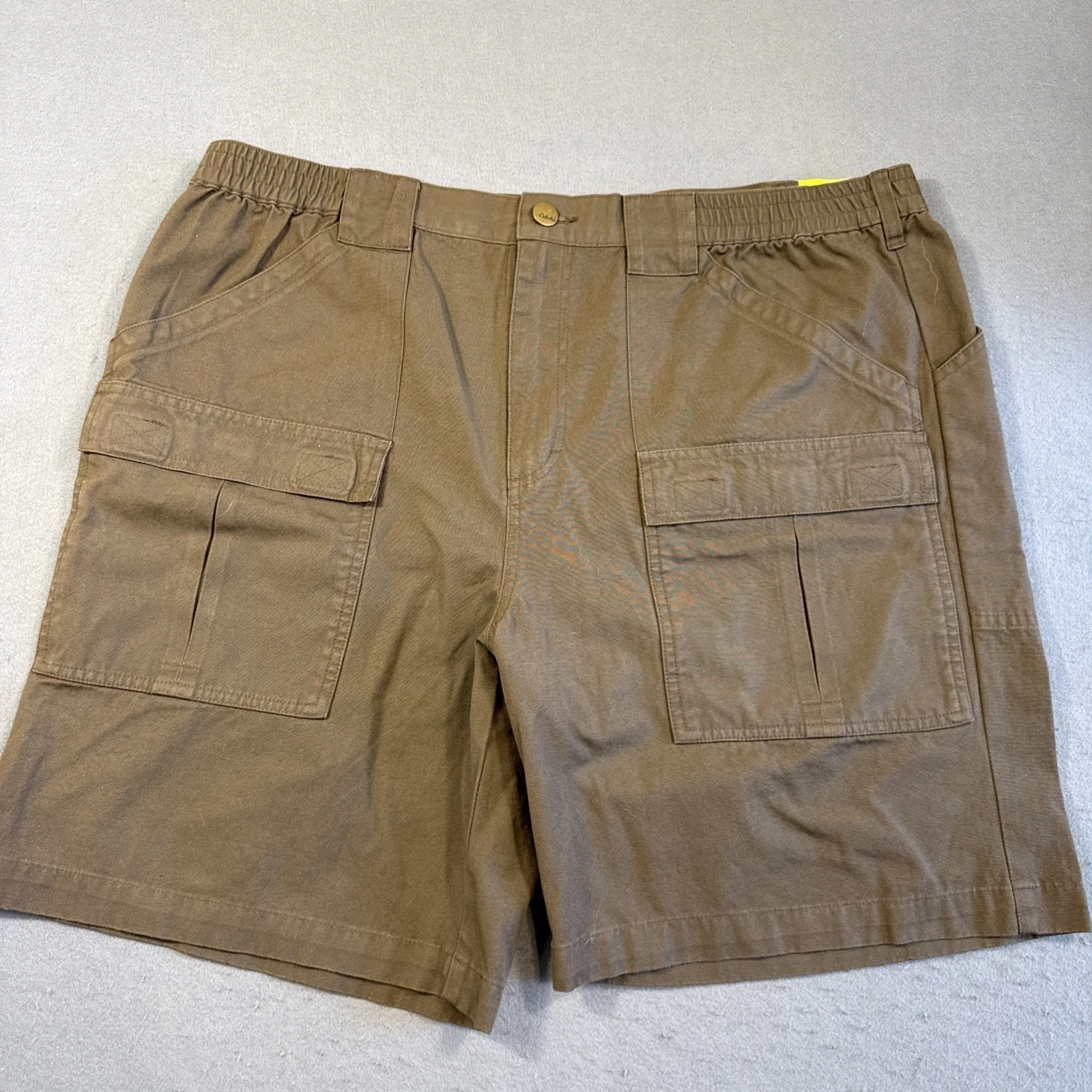 Cabela's men's brown khaki cargo shorts 40/40 Elastic Waist Cotton pockets NWT