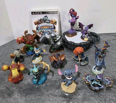Skylanders Giants PS3 Game Bundle with Special Figures