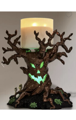 Bath & Body Works Halloween 2022 light up monster tree