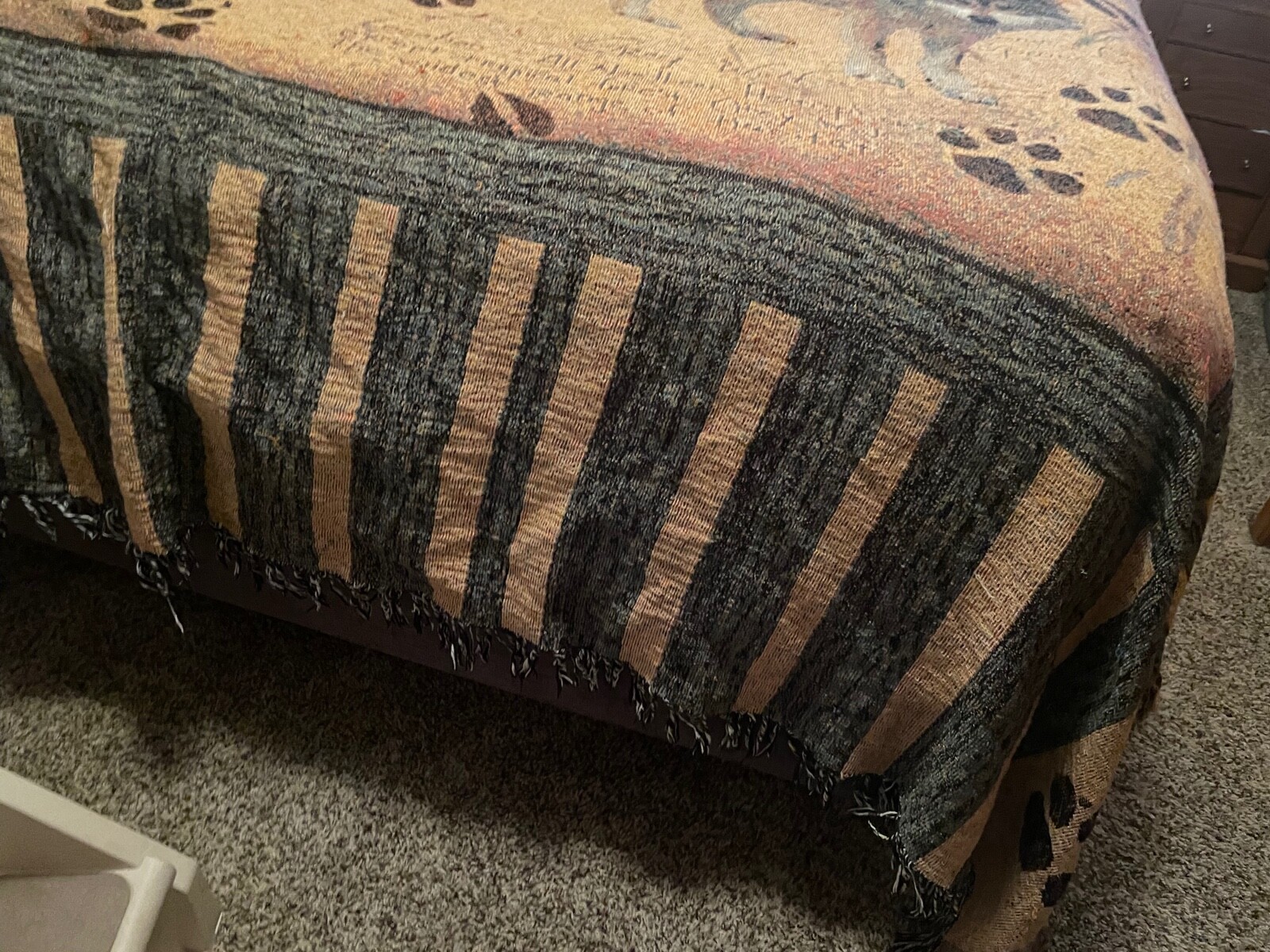 Bear, Moose, Deer, Mountain Scene Tapestry Bed Spread or throw, 90" x 90", NEW